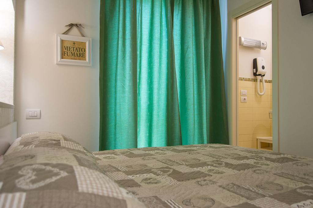 Il Giglio Verde Porto SantʼElpidio Habitación foto